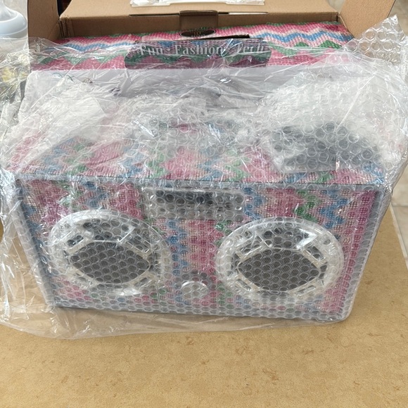Colorful Woven Party Speaker - Picture 2 of 4
